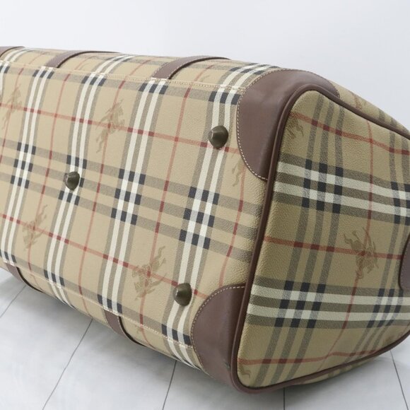 *SOLD*Authentic Burberry Travel Bag with crossbody strap - Picture 8 of 16